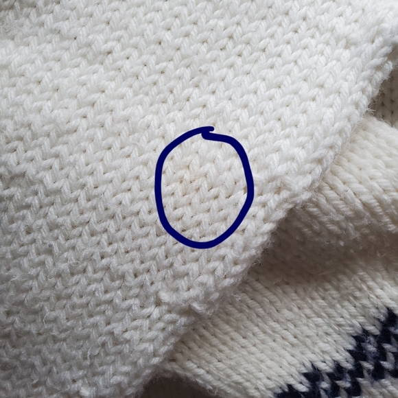 Vintage Handknit Blue & White Fair Isle Sweater Size X-Small - Medium - Picture 8 of 8